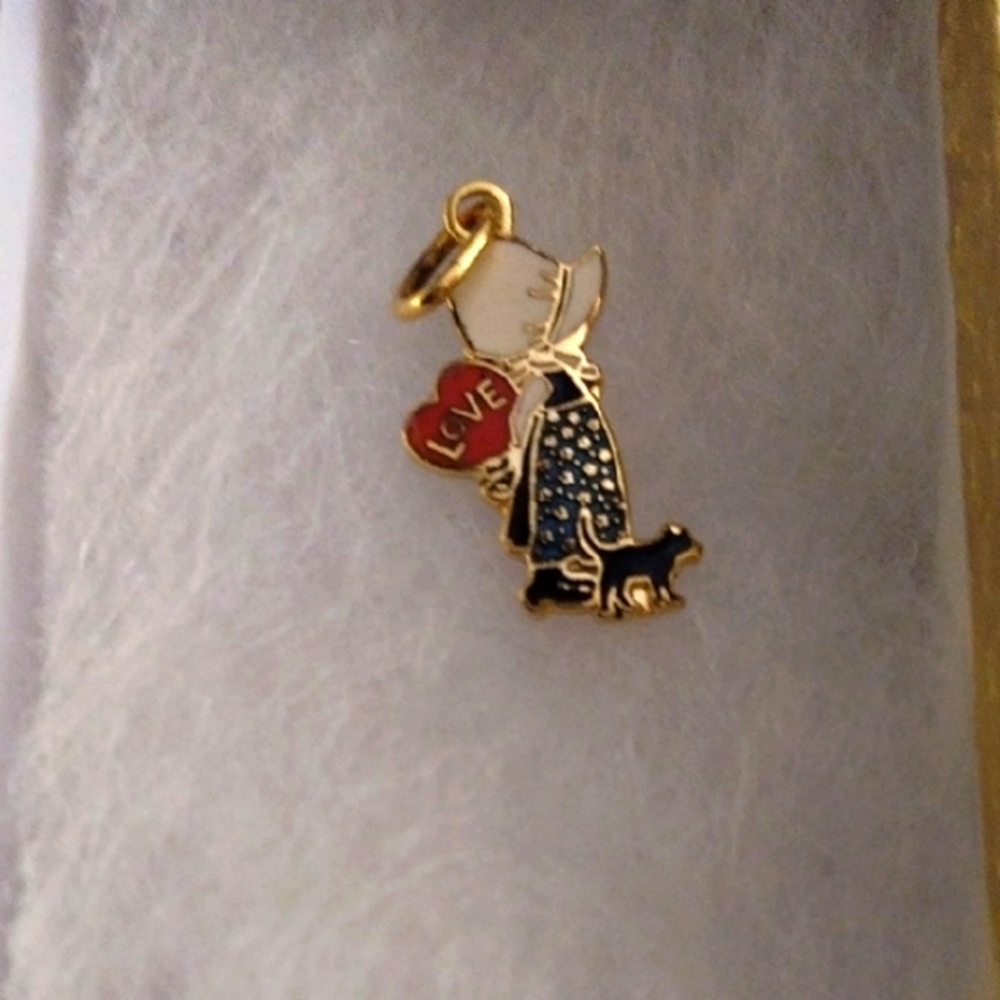 Holly Hobbie Gold & Red Love ♥️ cat  Pendant By American Greetings Corporation